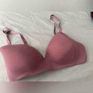 38 DD Bra Victoria Secret